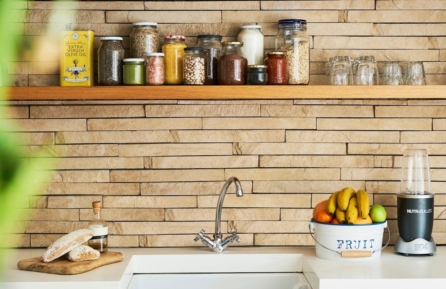 Guia Prático: Como Deixar Sua Cozinha Mais Funcional Gastando Pouco